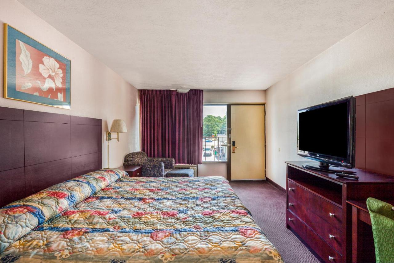 Oyo Hotel Decatur I-20 East & Wesley Club Dr Экстерьер фото
