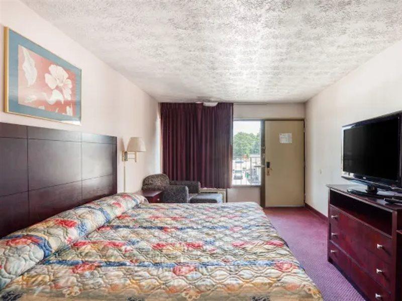 Oyo Hotel Decatur I-20 East & Wesley Club Dr Экстерьер фото